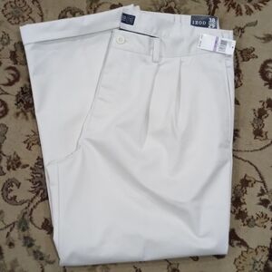 NWT Izod dress pants size 38/29.